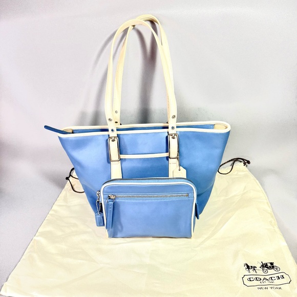 Coach Vintage Blue and Bone Legacy West Market Tote Bag with Matching Wristlet - Picture 1 of 16